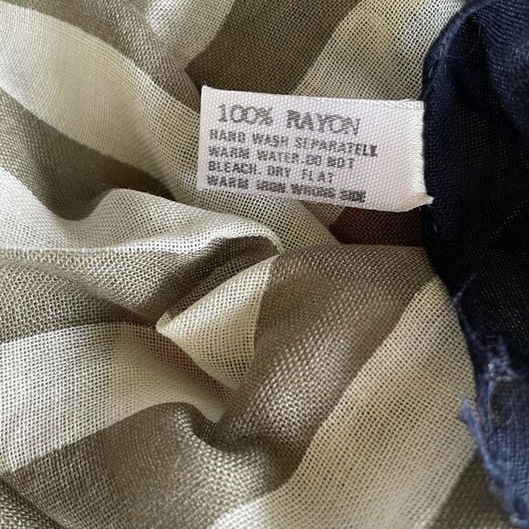 Symphony Scarf Made In Italy - Picture 6 of 6